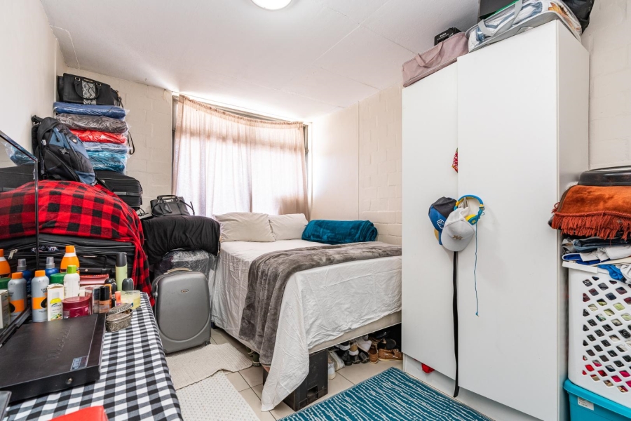 2 Bedroom Property for Sale in Wynberg Western Cape